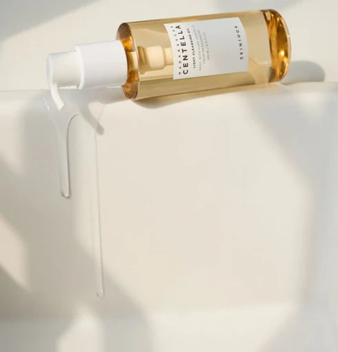 Madagascar Centella Light Cleansing Oil